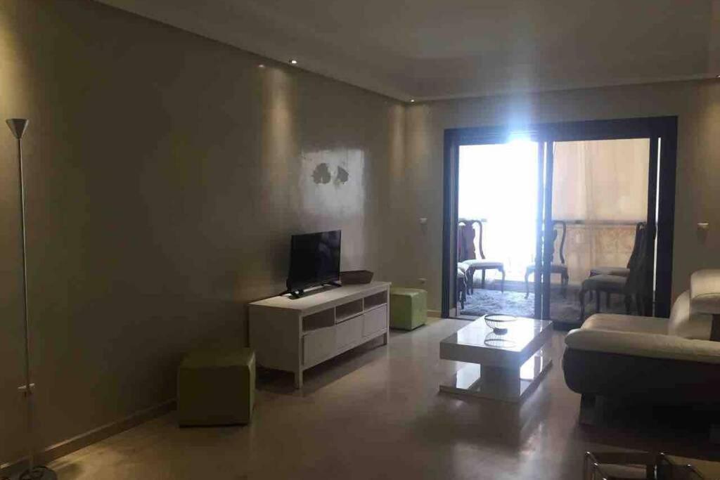 Confort Avec Possibilite Transport Aeroport Appartement *